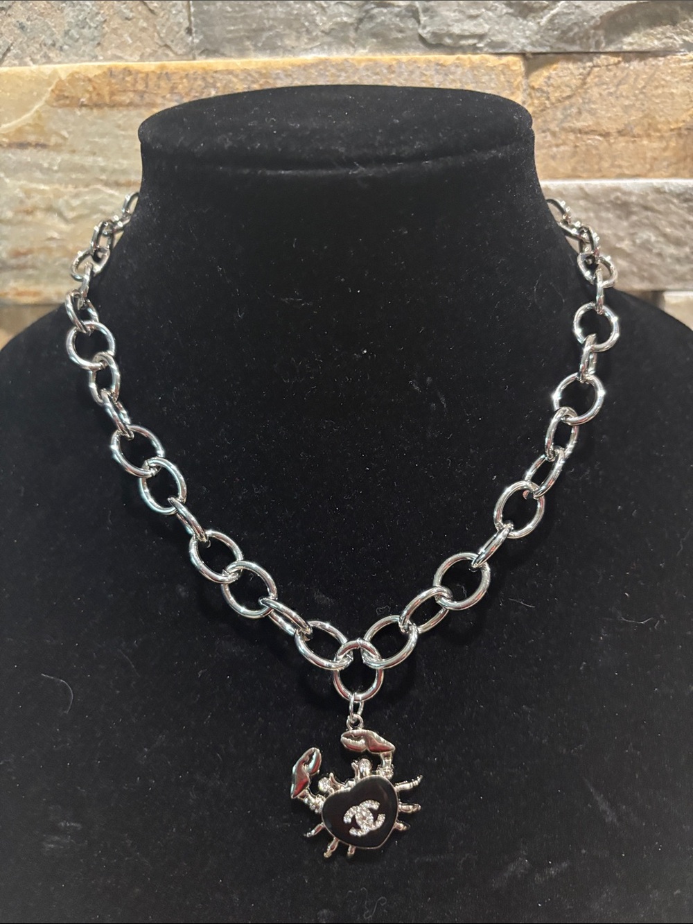Silver Chunky Chain Necklace with CC Crab Pendant